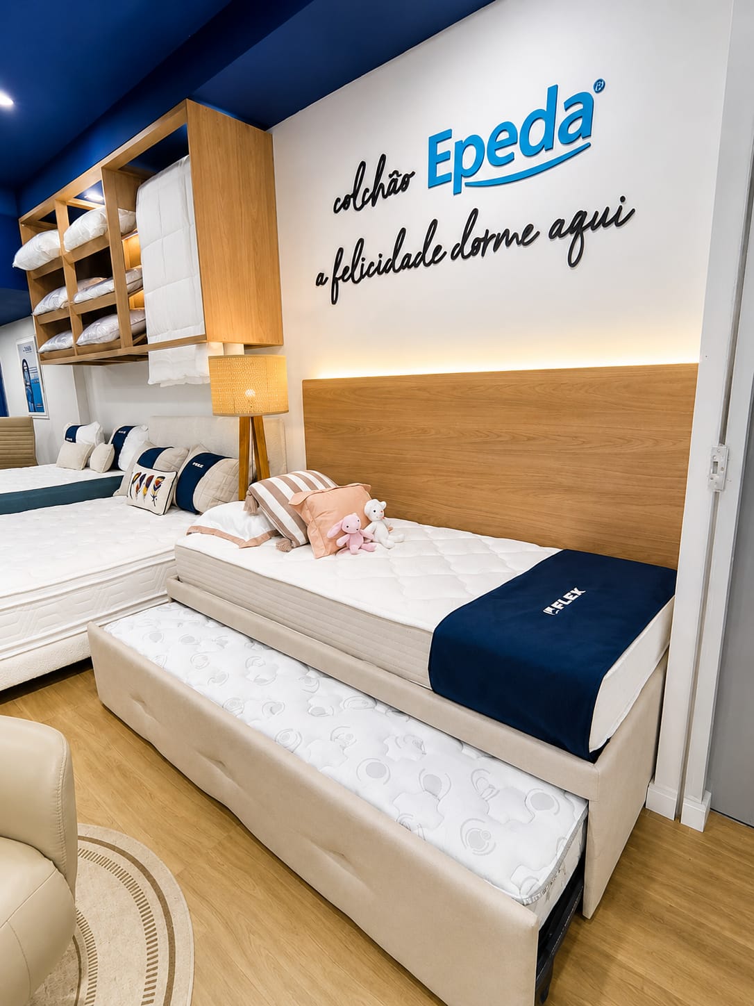 Cama de solteiro com bicama e parede colchão Epeda